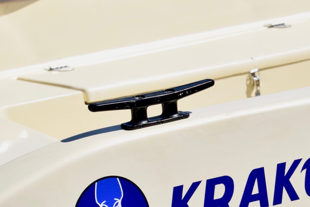 Kraken 380 wyposażenie 1