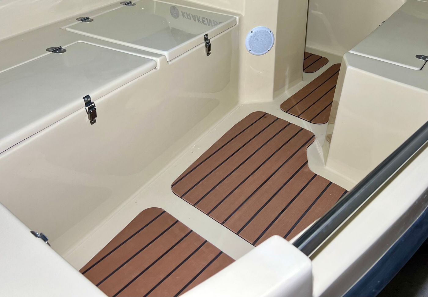 Kraken 520 SUNBAY OPEN wyposażenie 6