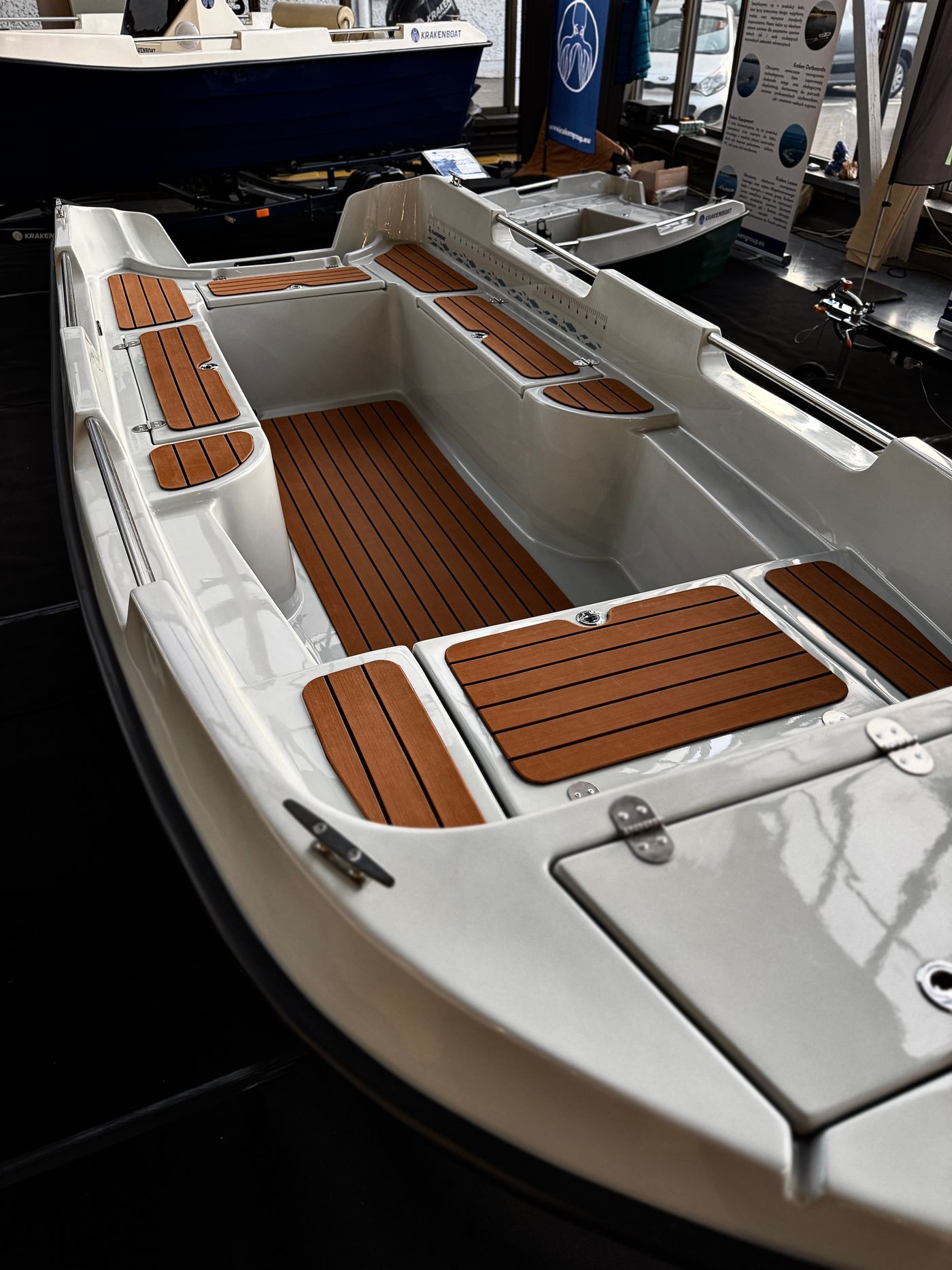 Siedzenia TEAK do Kraken 380